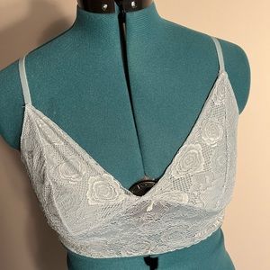 Jessica Simpson bralette